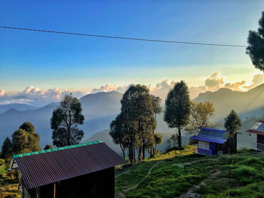 Kanatal Uttarakhand peaceful hill station near Delhi
